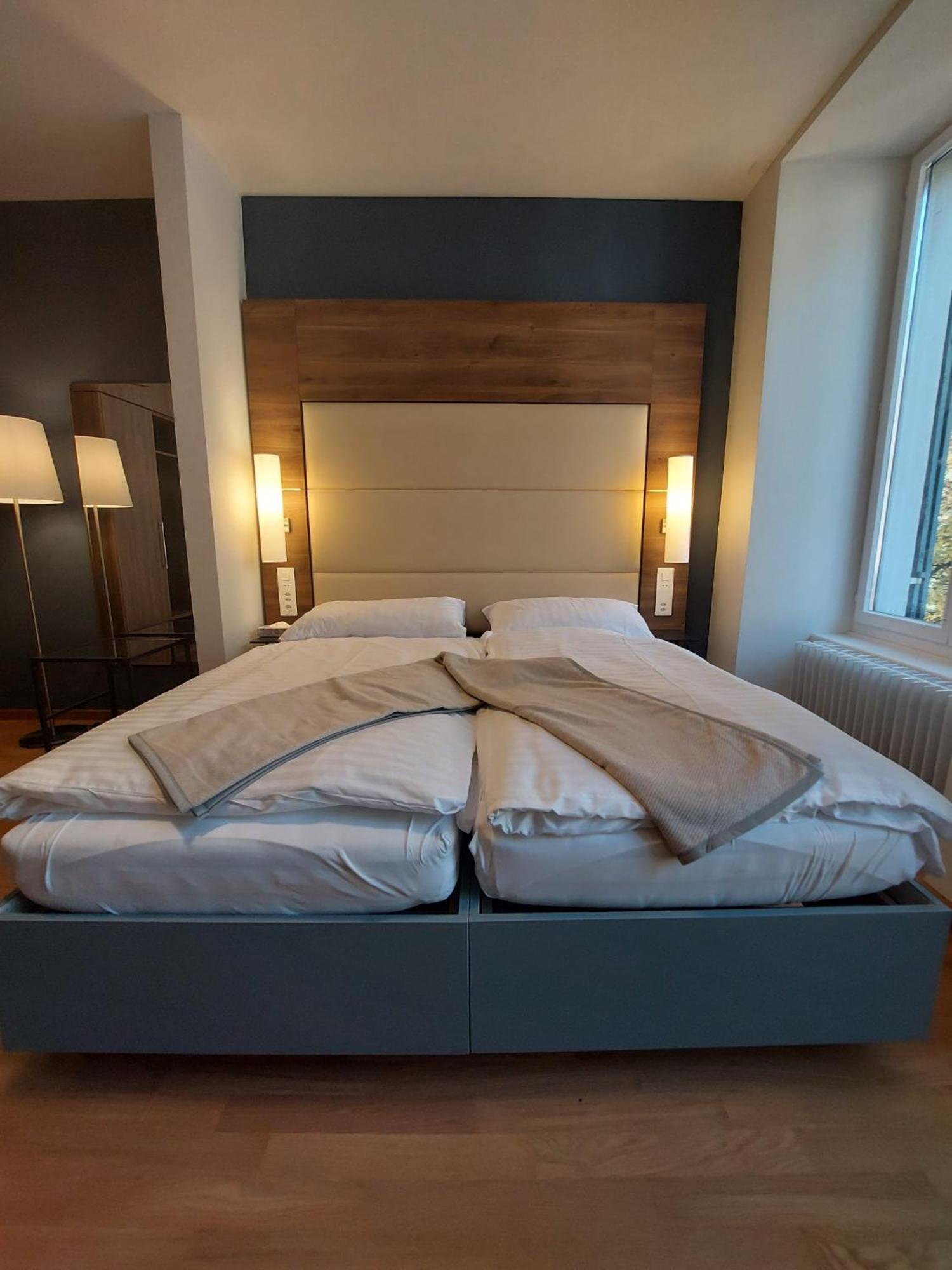 Hotel Post Glarnerhof กลารุส ภายนอก รูปภาพ